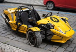 开云体育官方下载-全国青少年卡丁车锦标赛在广州激烈竞技，青少年卡丁车赛车证怎么考